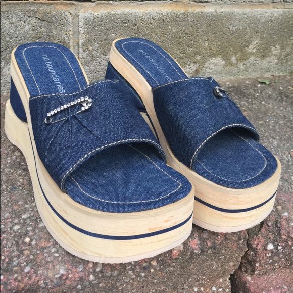 SOLD Chunky y2k denim platforms - Picture 4 of 7